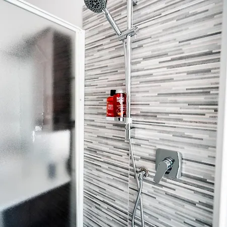 Caldo Ed Elegante Vicino Metro Apartmán Turín