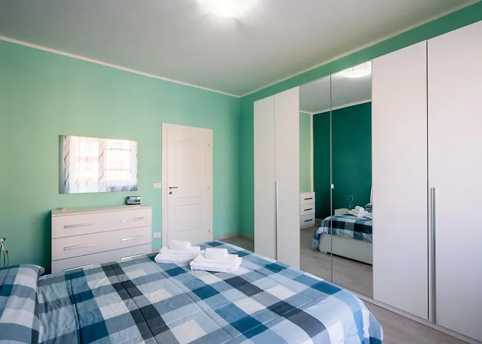 Caldo Ed Elegante Vicino Metro Apartment Turin